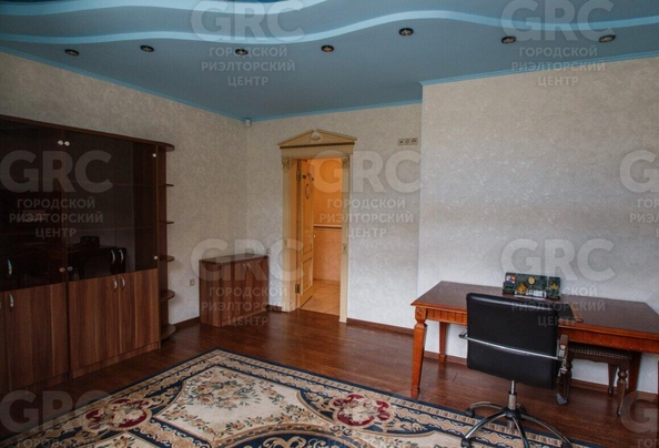 
  Продается 4-комн. квартира, 185 м², Виноградная ул, д. 53/15
. Фото 11.