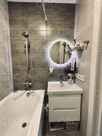 
  Продается 2-комн. квартира, 62 м², Параллельная ул, д. 9/1
. Фото 15.