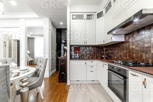 
  Продается 4-комн. квартира, 110 м², Советская ул, д. 7
. Фото 15.