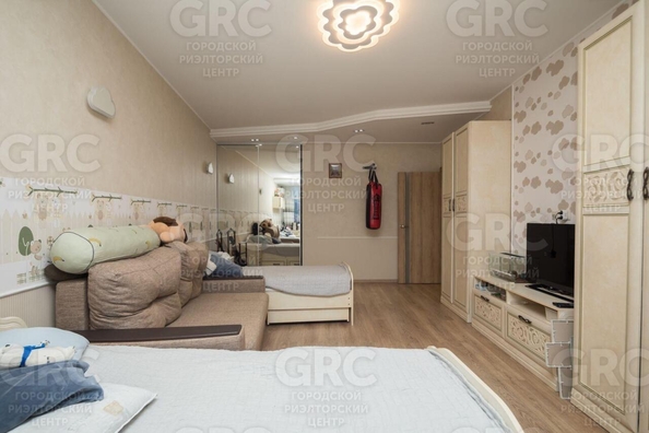 
  Продается 3-комн. квартира, 100 м², Горького ул, д. 87
. Фото 12.