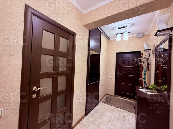 
  Продается 1-комн. квартира, 55 м², Юных Ленинцев ул, д. 10
. Фото 5.