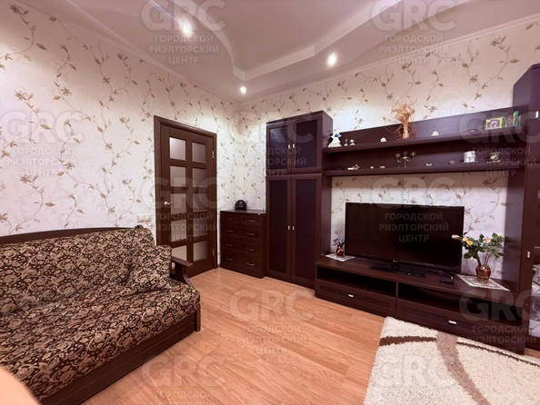 
  Продается 1-комн. квартира, 55 м², Юных Ленинцев ул, д. 10
. Фото 9.