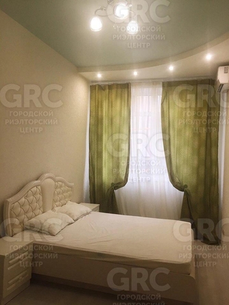 
  Продается 2-комн. квартира, 61 м², Медовая ул, д. 86
. Фото 3.