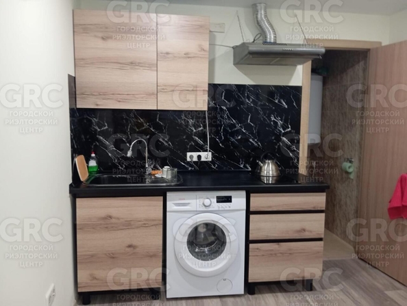 
  Продается 2-комнатный апартамент, 50 м², Глазунова ул, д. 8
. Фото 7.