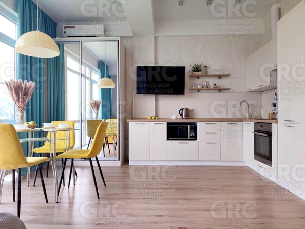 
  Продается 2-комн. квартира, 40 м², Фабрициуса Я. ул, д. 2/28а
. Фото 1.