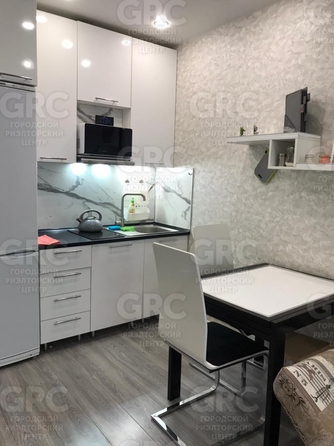 
  Продается 1-комн. квартира, 35.3 м², Есауленко ул, д. 6а
. Фото 2.