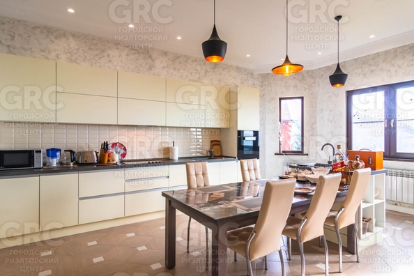 
  Продается дом, 250 м², Сочи
. Фото 15.