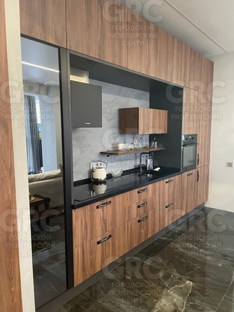 
  Продается 2-комн. квартира, 63 м², Виноградная ул
. Фото 1.