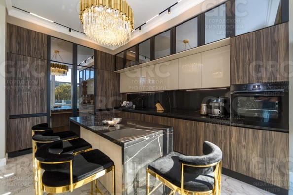 
  Продается дом, 200 м², Сочи
. Фото 1.
