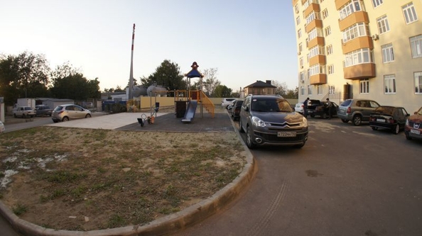 
  Продается 2-комн. квартира, 63 м², Ленинградская ул, д. 81
. Фото 5.