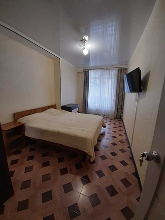 
  Продается 2-комн. квартира, 74 м², Кирова ул, д. 1
. Фото 1.