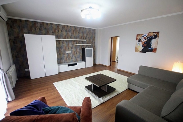 
  Продается 3-комн. квартира, 100 м², Крымская ул, д. 248
. Фото 6.
