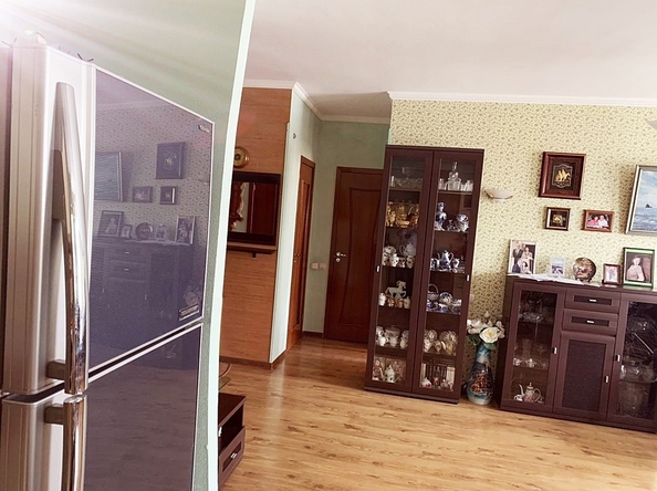 
  Продается 2-комн. квартира, 60 м², Ленина ул, д. 15
. Фото 8.