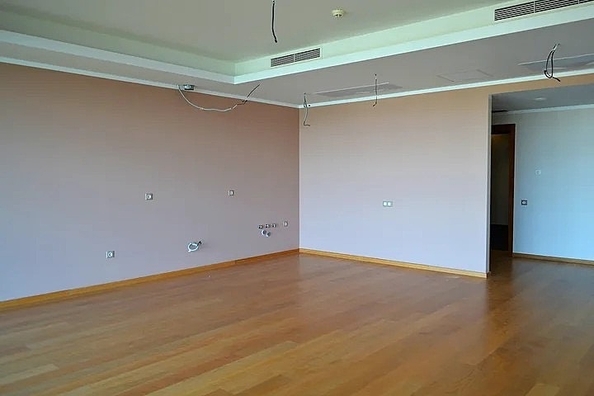 
  Продается 2-комн. квартира, 93 м², Революции пр-кт, д. 3
. Фото 5.