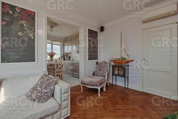 
  Продается 4-комн. квартира, 155 м², Юных Ленинцев ул, д. 10
. Фото 4.