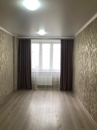 
  Продается 1-комн. квартира, 37 м², Ленина ул, д. 180Ак4
. Фото 1.