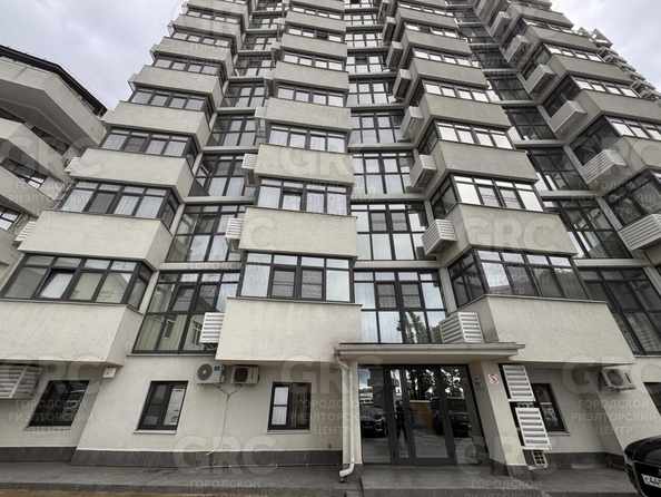 
  Продается 4-комнатный апартамент, 134 м², Дагомысский пер, д. 18
. Фото 5.