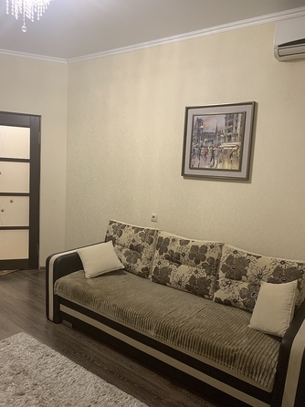
  Продается 1-комн. квартира, 37 м², Омелькова ул, д. 28
. Фото 2.