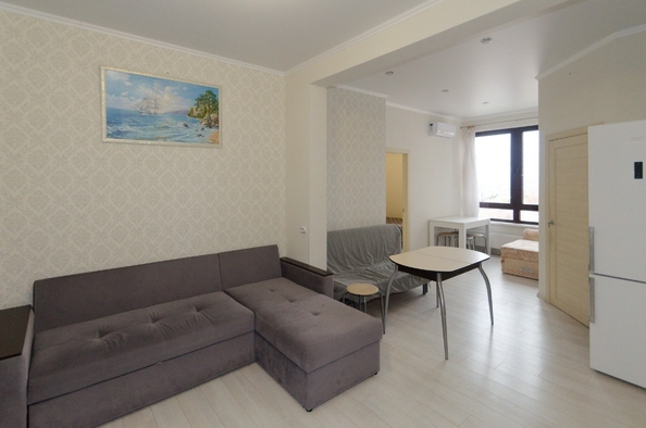 
  Продается 4-комн. квартира, 90 м², Шевченко ул, д. 65
. Фото 2.