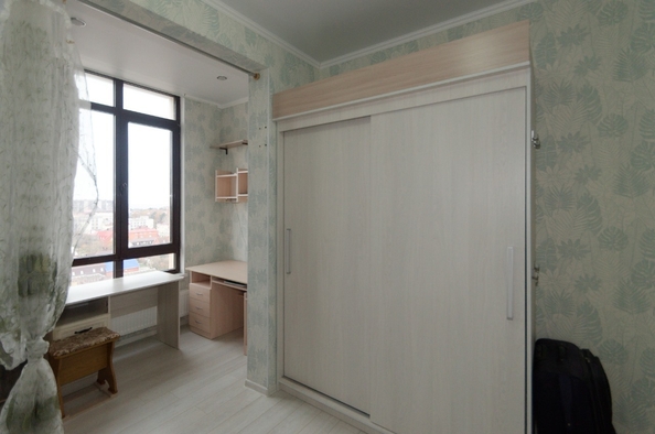 
  Продается 4-комн. квартира, 90 м², Шевченко ул, д. 65
. Фото 8.