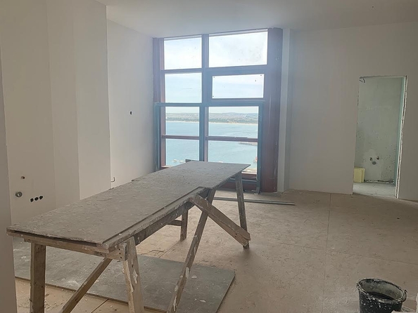 
  Продается 2-комн. квартира, 78 м², Революции пр-кт, д. 3
. Фото 8.