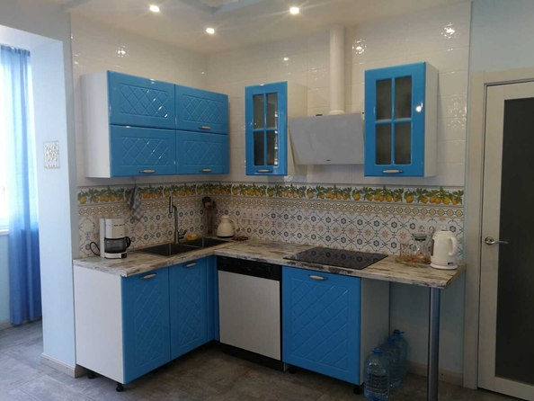 
  Продается 2-комн. квартира, 76 м², Краснодарская ул, д. 64
. Фото 1.