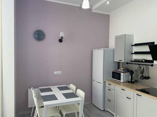 
  Продается 1-комн. квартира, 45 м², Кирова ул, д. 84
. Фото 2.