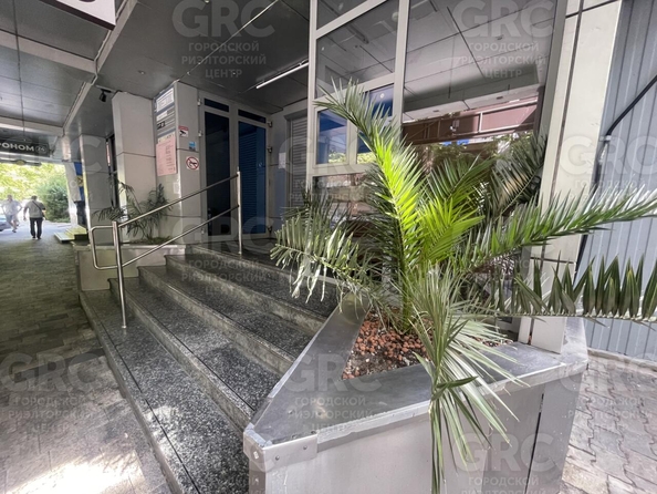 
  Продается 2-комн. квартира, 55.9 м², Орджоникидзе ул, д. 24/2
. Фото 3.
