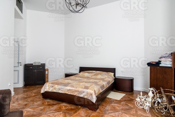 
  Продается 2-комн. квартира, 55.9 м², Орджоникидзе ул, д. 24/2
. Фото 23.