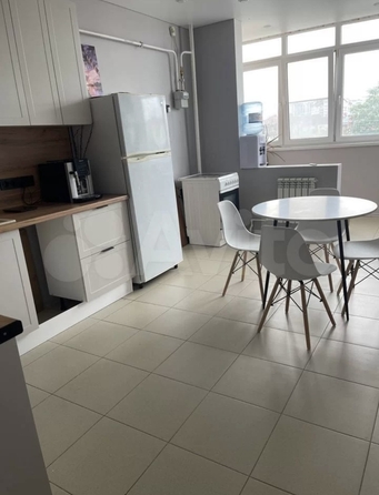 
  Продается 2-комн. квартира, 60 м², Ленинградская ул, д. 81
. Фото 2.
