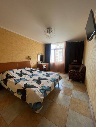 
  Продается 4-комн. квартира, 262 м², Таманская ул, д. 26Б
. Фото 5.