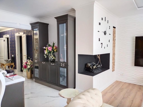 
  Продается 4-комн. квартира, 108 м², Горького ул, д. 2А
. Фото 2.