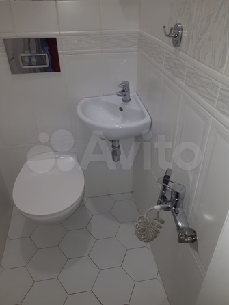
  Продается 2-комн. квартира, 62 м², Краснодарская ул, д. 64Бк1
. Фото 9.