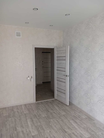 
  Продается 2-комн. квартира, 46 м², Омелькова ул, д. 93
. Фото 2.