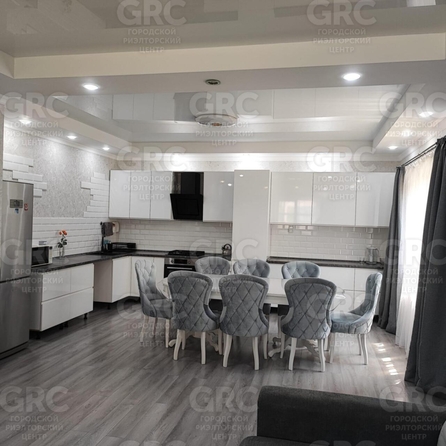 
  Продается дом, 231 м², Сочи
. Фото 2.