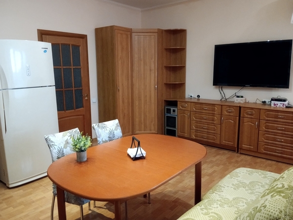 
  Продается 2-комн. квартира, 85 м², Толстого ул, д. 50
. Фото 1.