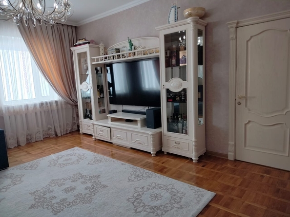 
  Продается 4-комн. квартира, 160 м², Ленина ул, д. 153
. Фото 6.