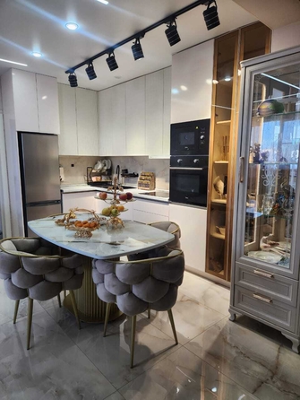 
  Продается 2-комн. квартира, 82 м², Владимирская ул, д. 144
. Фото 9.