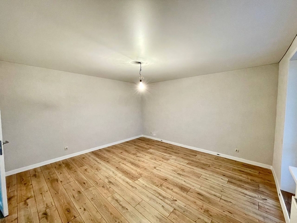 
  Продается 2-комн. квартира, 54 м², Тургенева ул, д. 250
. Фото 17.