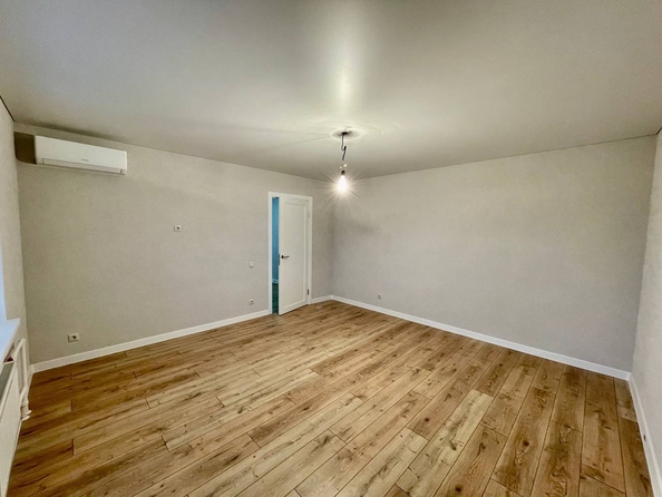 
  Продается 2-комн. квартира, 54 м², Тургенева ул, д. 250
. Фото 18.