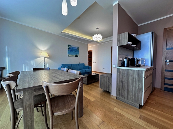 
  Продается 2-комн. квартира, 81 м², Революции пр-кт, д. 3
. Фото 17.
