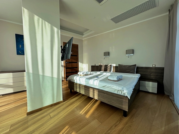 
  Продается 2-комн. квартира, 81 м², Революции пр-кт, д. 3
. Фото 24.