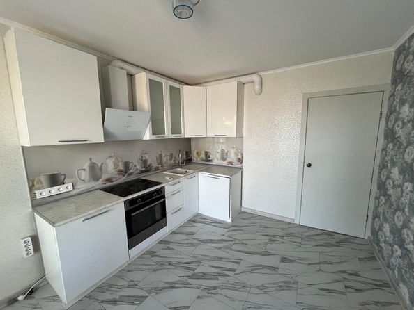 
  Продается 2-комн. квартира, 65 м², Адмирала Пустошкина ул, д. 22к4
. Фото 1.