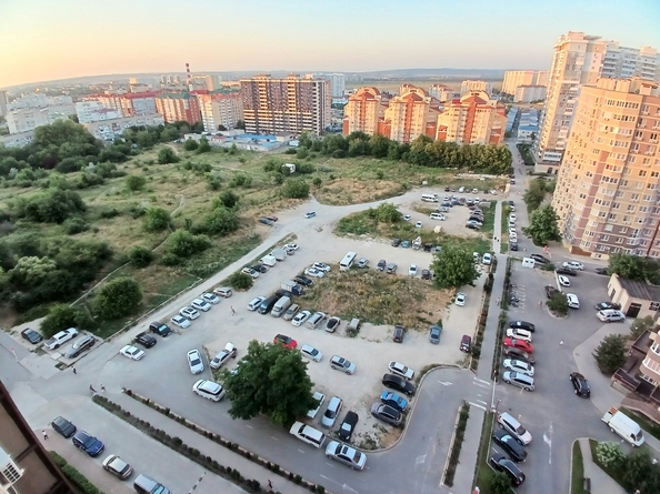 
  Продается 2-комн. квартира, 54 м², Ленина ул, д. 185Ак2
. Фото 9.