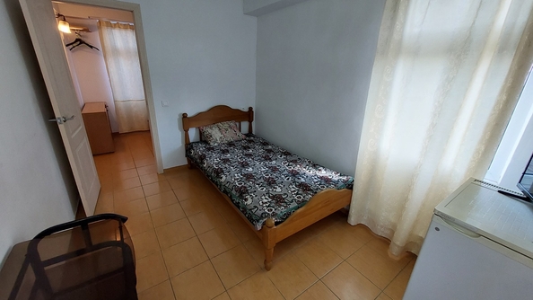 
  Продается 1-комн. квартира, 17 м², Кати Соловьяновой ул
. Фото 3.
