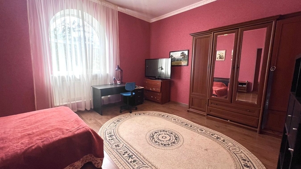 
  Продается 1-комн. квартира, 47 м², Николаевская ул, д. 10
. Фото 2.