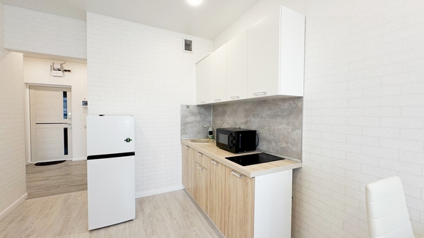 
  Продается 1-комн. квартира, 45 м², Ивана Голубца ул, д. 147
. Фото 2.