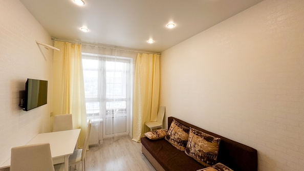 
  Продается 1-комн. квартира, 45 м², Ивана Голубца ул, д. 147
. Фото 3.