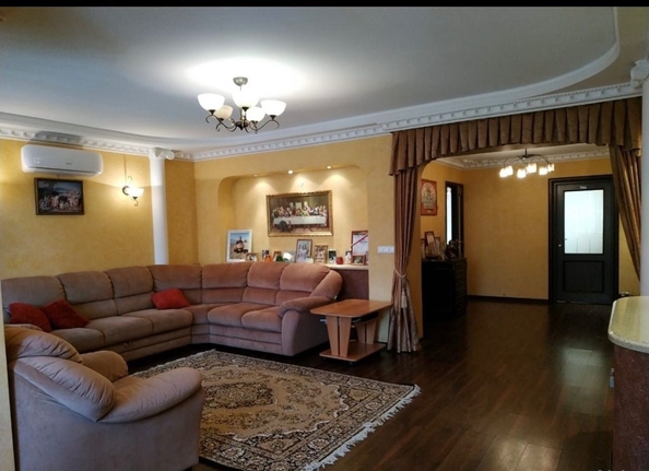 
  Продается 3-комнатный апартамент, 111 м², Лазурная ул, д. 24
. Фото 8.