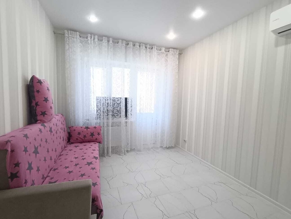 
  Продается 1-комн. квартира, 33 м², Анапская ул, д. 80
. Фото 9.
